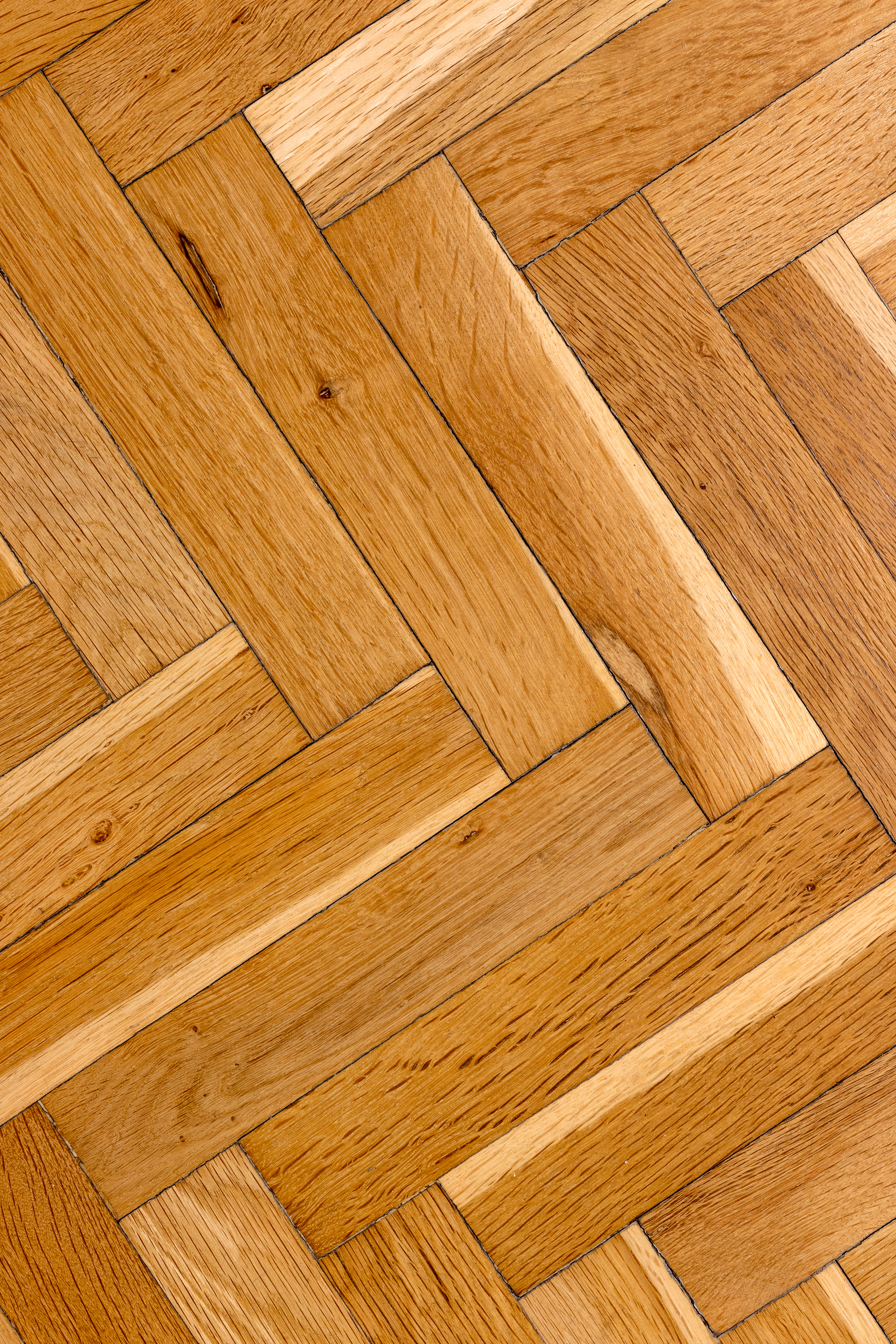 wooden-floor-with-pattern-light-brown-wood
